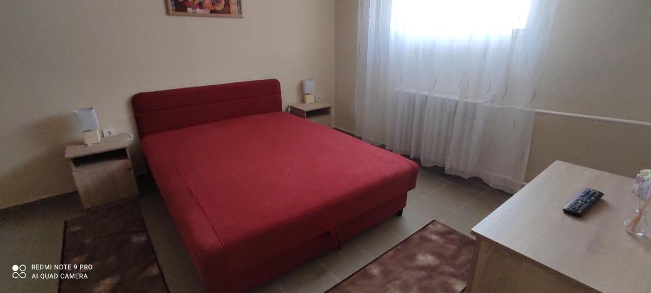 Centrum Apartmanok שיופוק מראה חיצוני תמונה