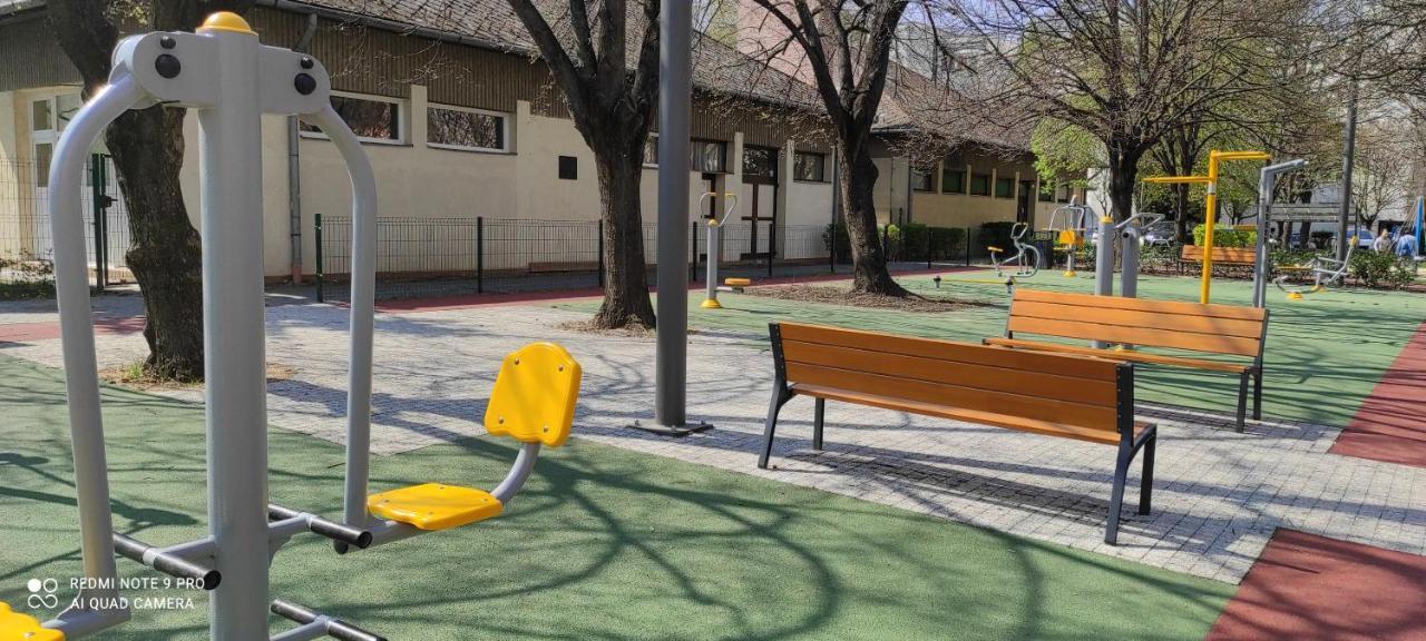 Centrum Apartmanok שיופוק מראה חיצוני תמונה